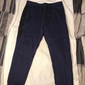 American Eagle joggers
